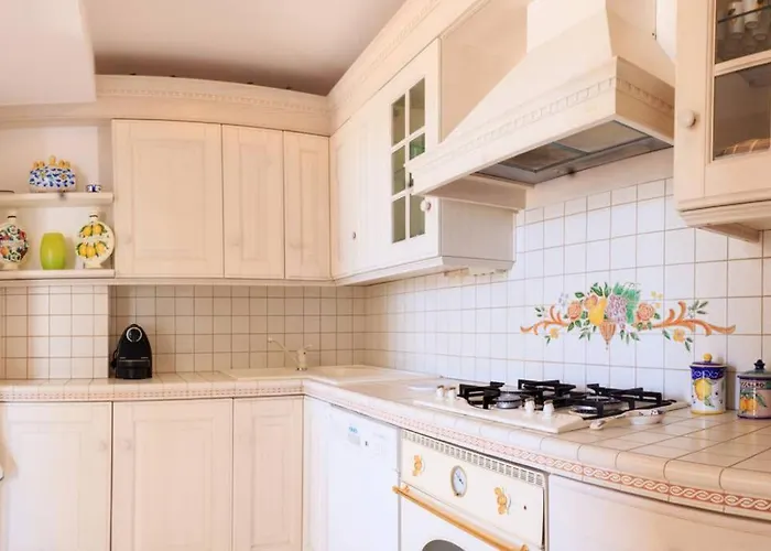 Casa La Rosa דירה קאפרי