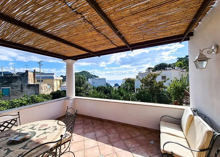 Апартаменты Casa La Rosa Капри